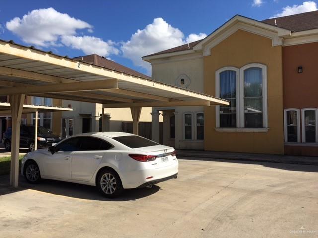 Building Photo - 14 W Fig Ave