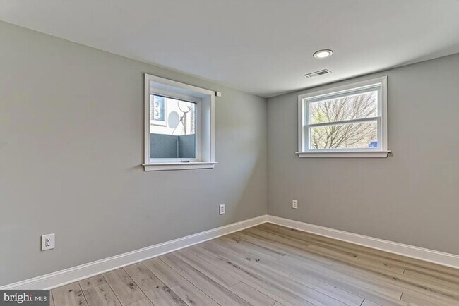 Building Photo - 415 Ritchie Pkwy