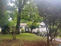 Building Photo - 1429 Gentry Ln