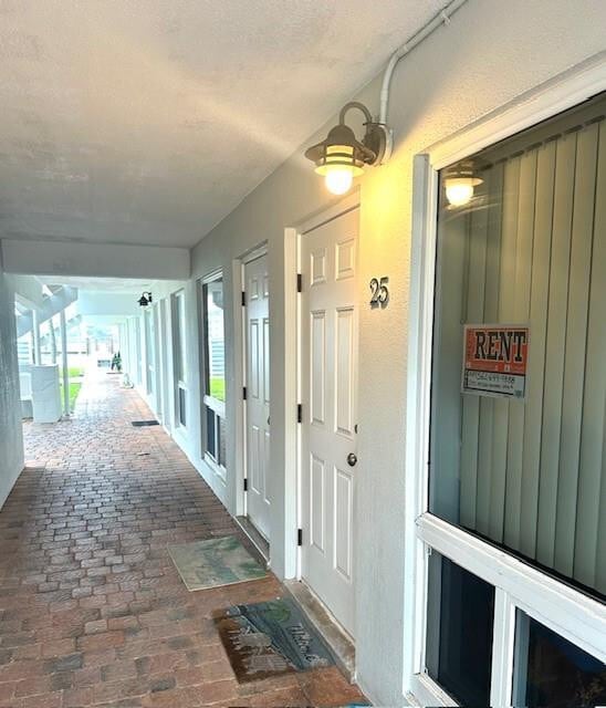 Building Photo - 2508 Bay Dr