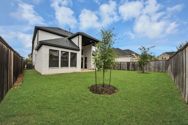 Building Photo - 26907 Southwick Vly Ln