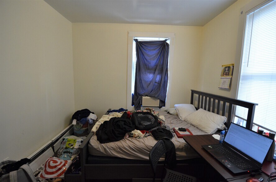 Building Photo - 37 Brookline St