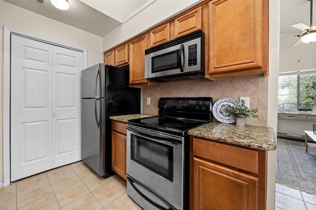 Building Photo - 5742 Cedar Creek Dr