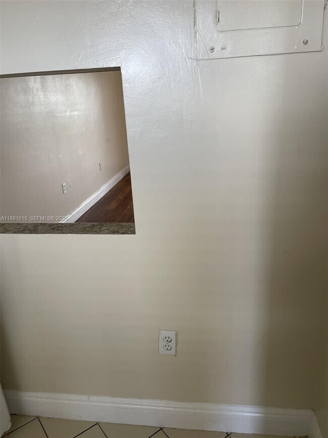 Building Photo - 8285 Sunrise Lakes Blvd