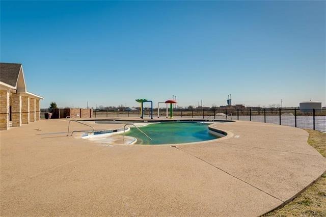 Building Photo - 1328 River Oak Ln