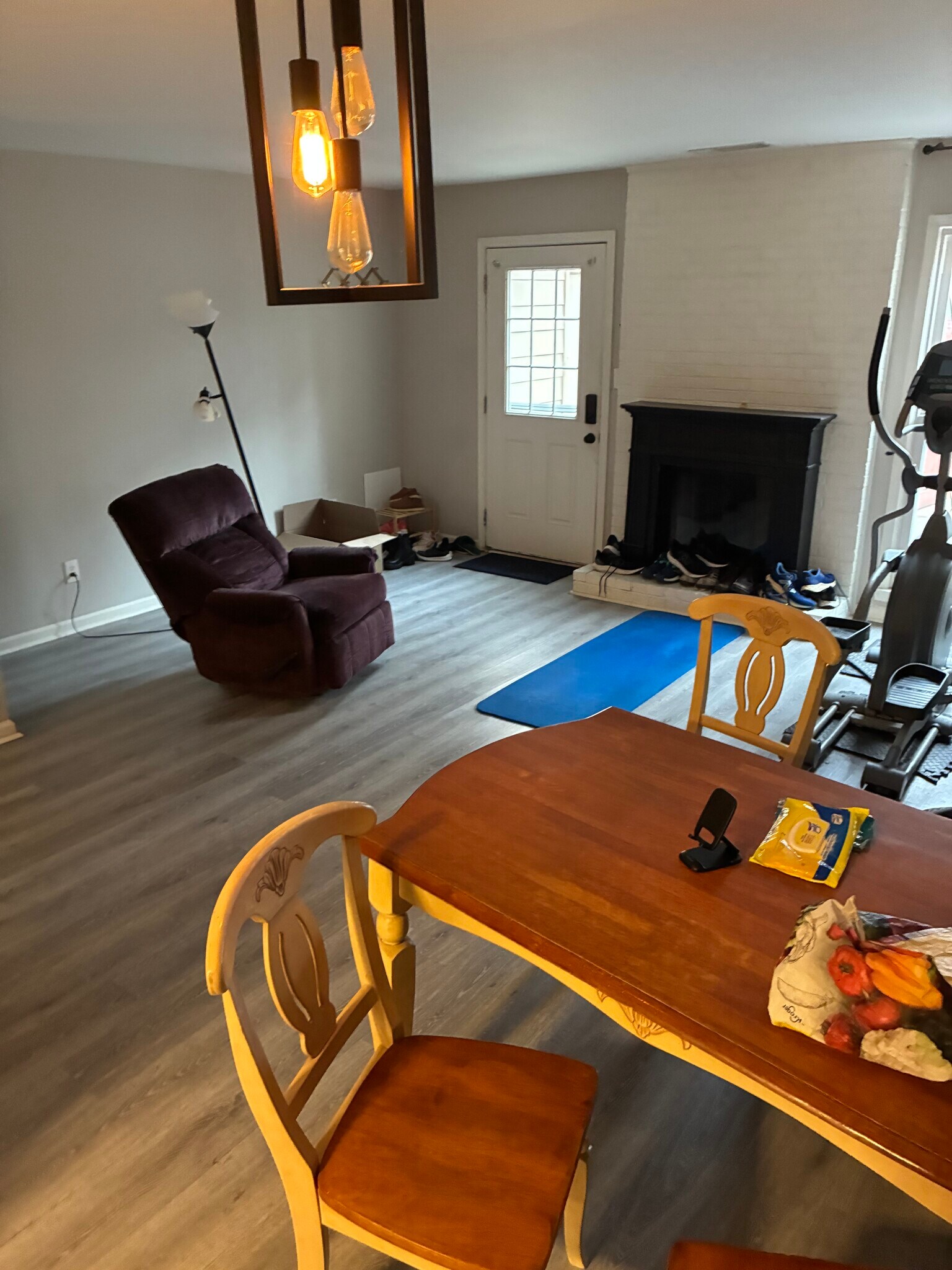 Building Photo - 579 Wedgewood Dr