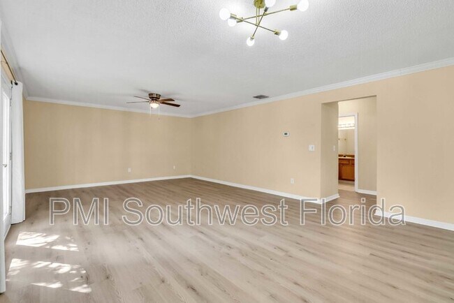 Building Photo - 1721 Parakeet Way