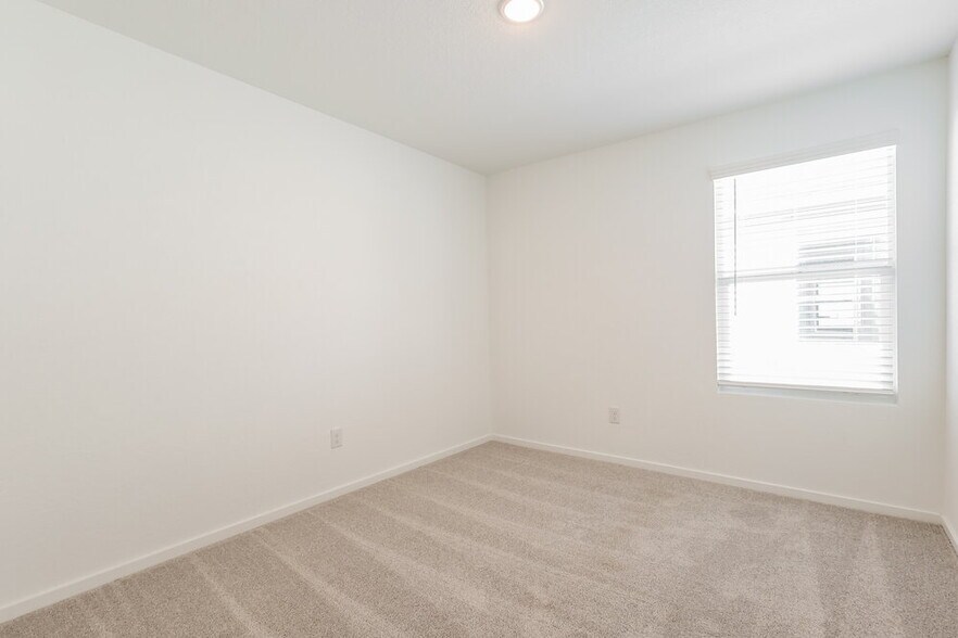 Building Photo - 1818 Musk Rose