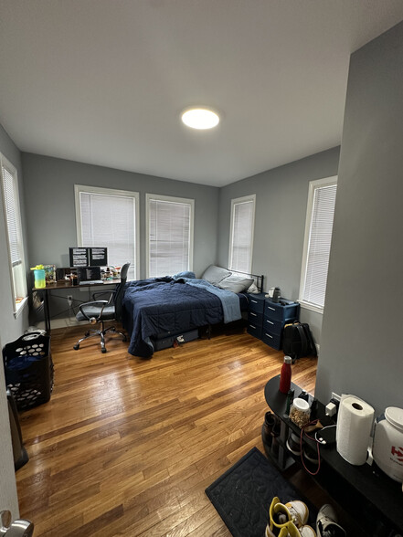 Building Photo - 36 Faneuil St