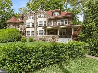 Primary Photo - 6500 Lincoln Dr