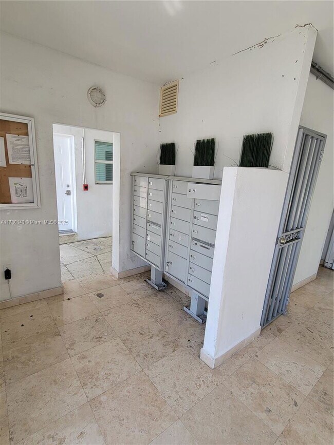 Building Photo - 8080 Tatum Waterway Dr