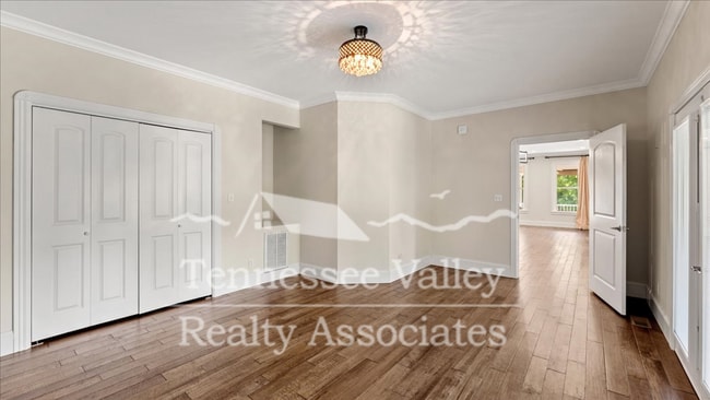 Building Photo - Charming and Private 4-Bedroom, 2.5-Bath H...