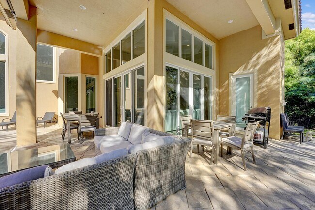 Building Photo - 43 Coconut Ln