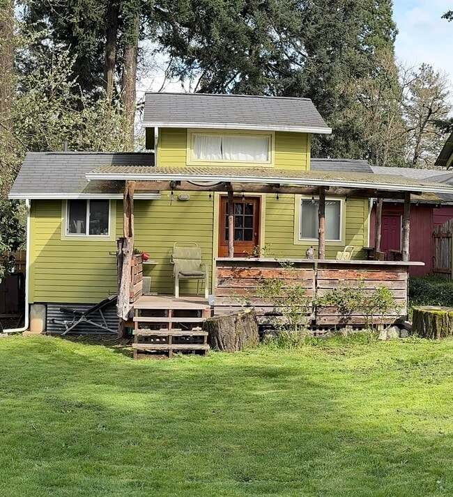 Building Photo - 5535 NE Prescott St