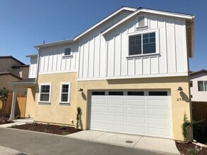 Building Photo - 270 X-Bar-D Wy