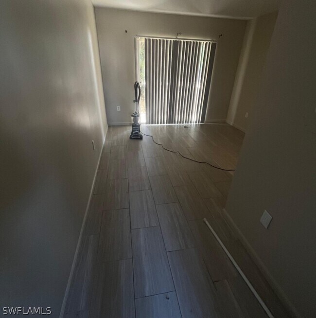 Building Photo - 3619 Seminole Ave