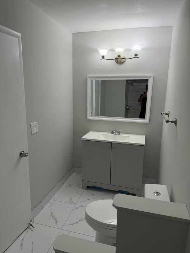 Building Photo - 2820 Black Pine Ct