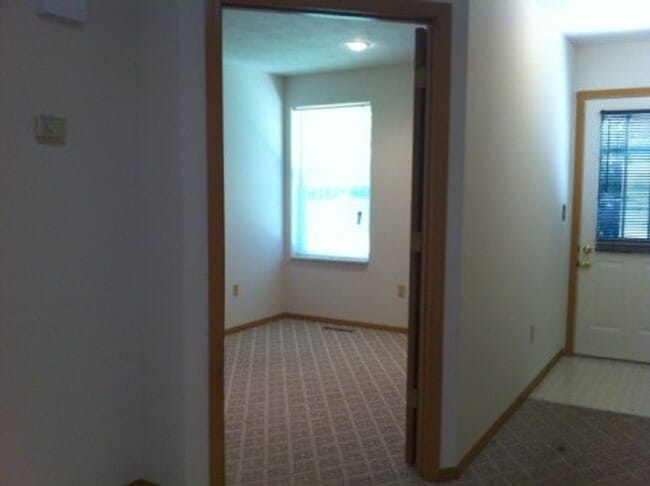 Building Photo - 3214 A St