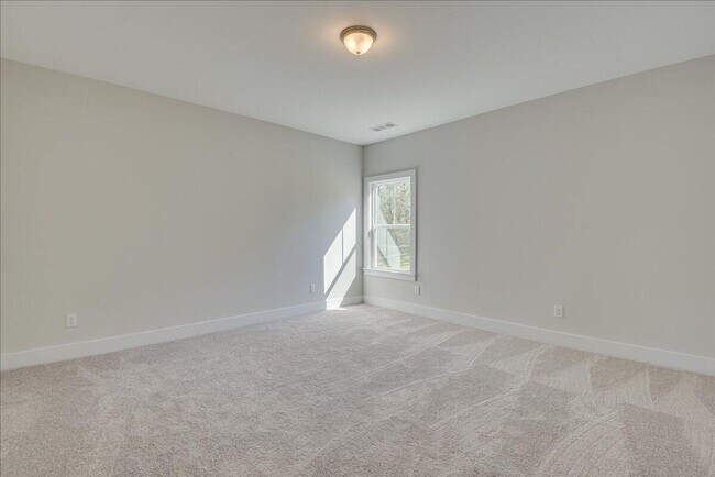 Building Photo - 422 Pump House Rd