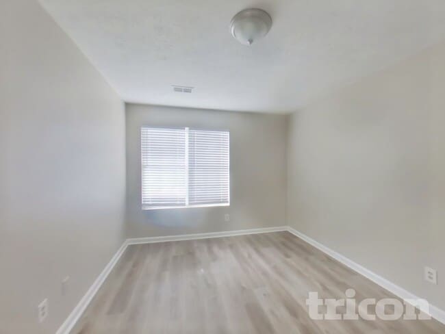 Building Photo - 6591 Anson Ct