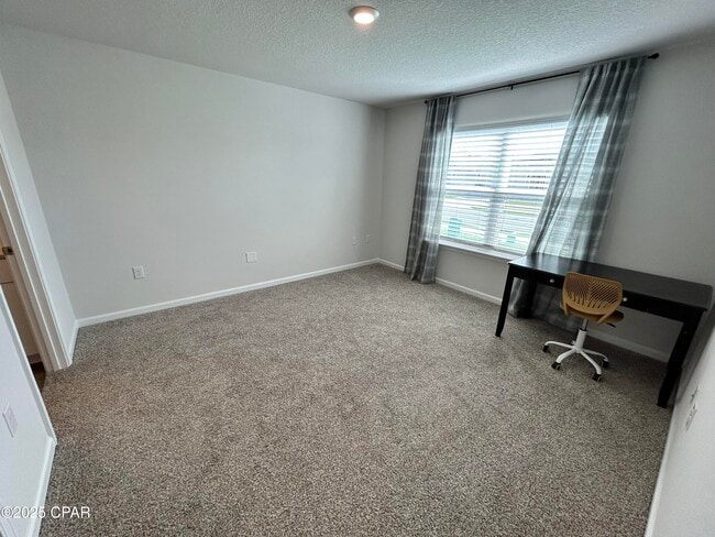 Building Photo - 5129 Rivergrass Dr