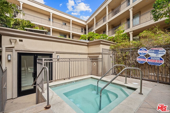 Building Photo - 8238 W Manchester Ave