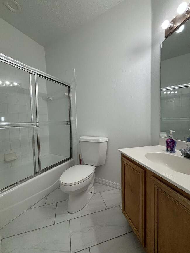 Building Photo - 9878 Perfect Dr