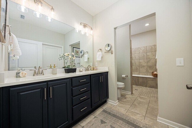 Building Photo - 6694 Trinity Mist Wy
