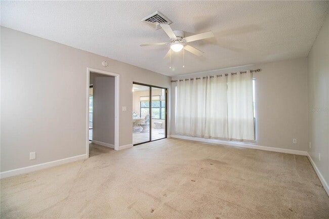 Building Photo - 4315 Creekwood Ln