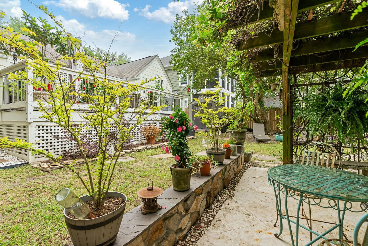 Building Photo - 1023 Crawford St