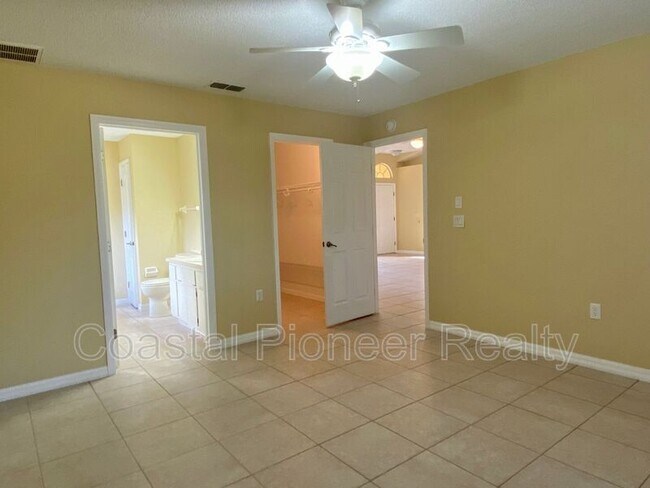 Building Photo - 5156 Florentine Ct