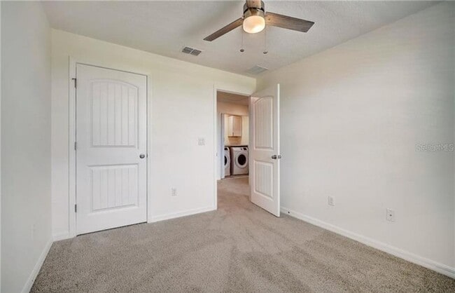 Building Photo - 9133 Mellow Coral St