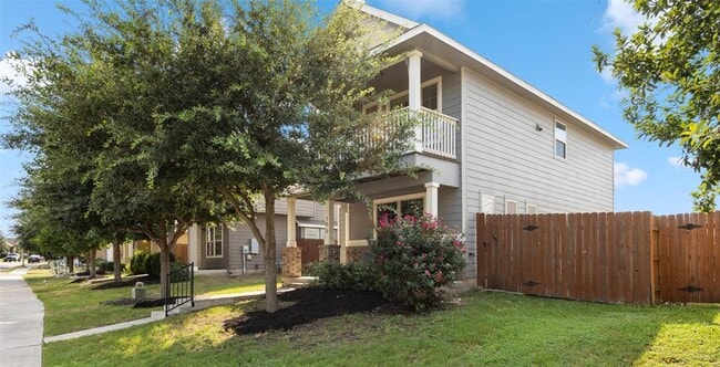 Building Photo - 369 S Brook Dr