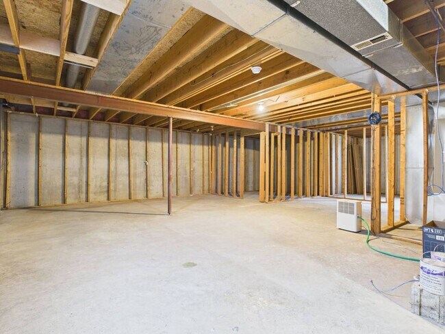 Building Photo - 1206 Foxridge Dr
