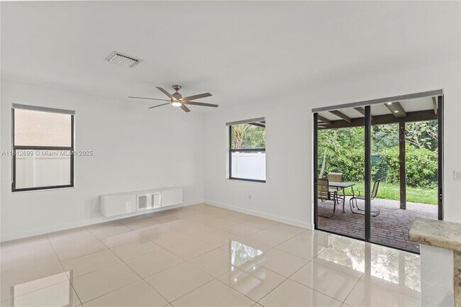 Building Photo - 3502 W 86th Terrace