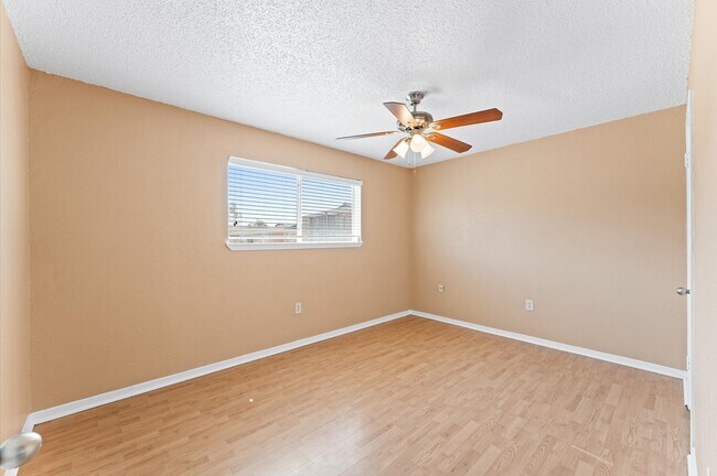 Building Photo - 1530 Eagle Lake Rd