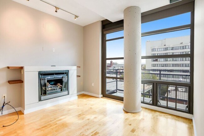 Building Photo - 1125 11th St NW