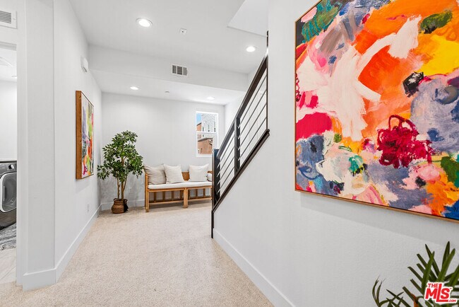 Building Photo - 670 Daniel Freeman Cir