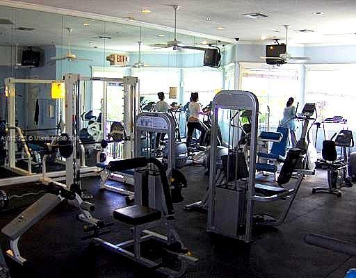 Building Photo - 3235 NE 184th St