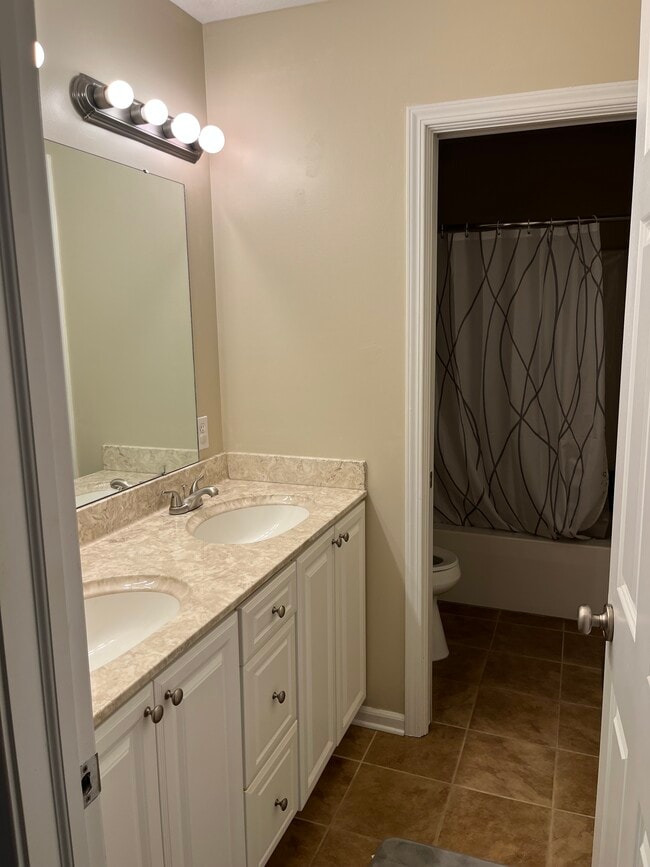 Building Photo - 7335 Bentham Cir NW