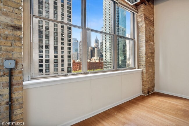 Building Photo - 540 N Lake Shore Dr