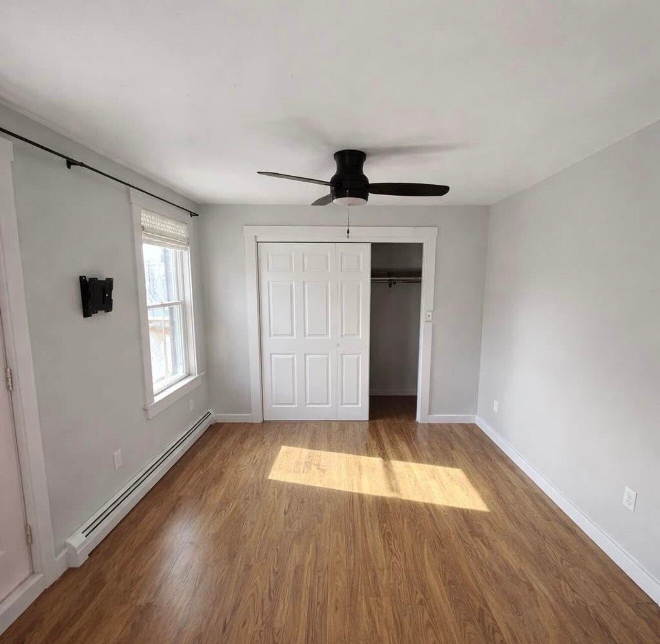 Building Photo - 22 Summer St