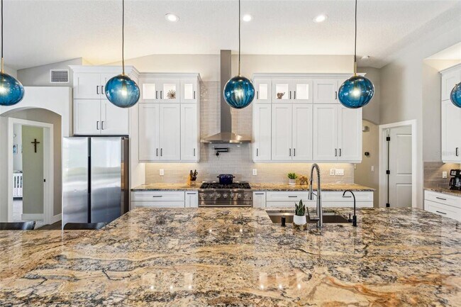 Building Photo - 7308 Carrington Oaks Ln