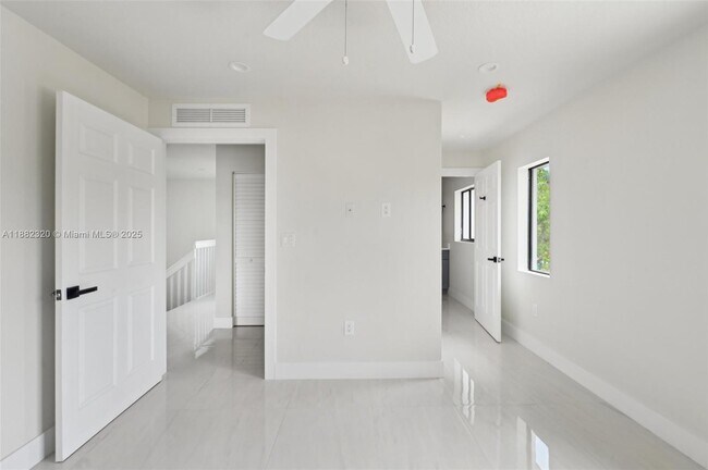 Building Photo - 10340 NW 29th Ave