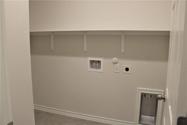 Building Photo - 344 Capstone Rd