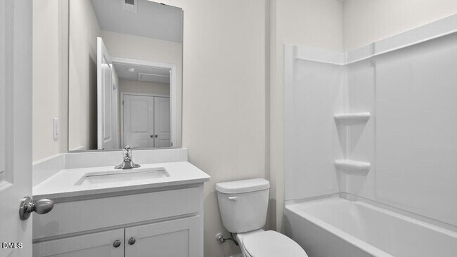 Building Photo - 108 Clementine St