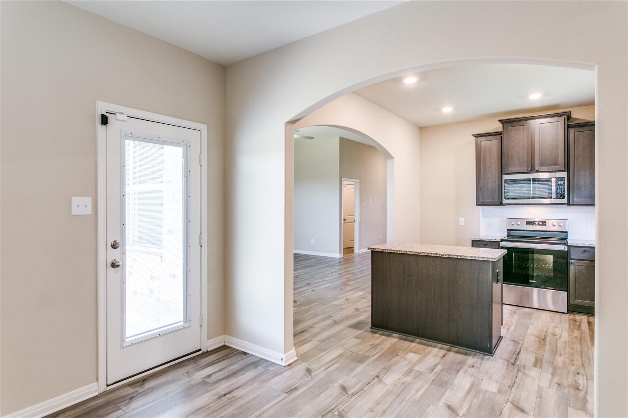 Building Photo - 13645 Lansman Dr