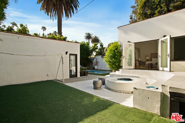 Building Photo - 0 N Edinburgh Ave