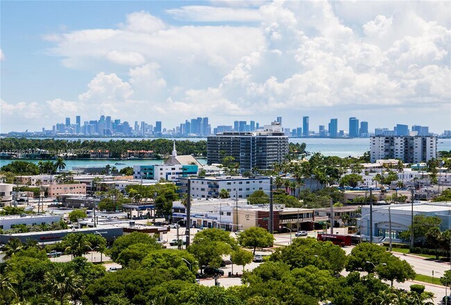 Building Photo - 7330 Ocean Terrace