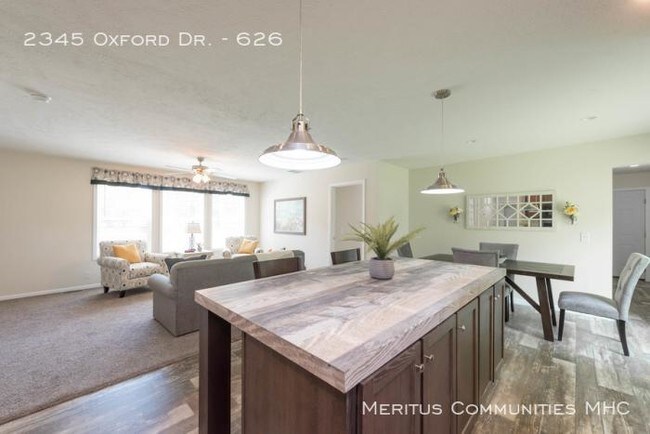 Building Photo - 3 bedroom in Indianapolis IN 46234